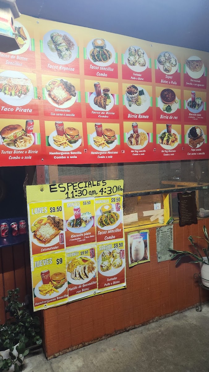 Rinconsito del taco menu board