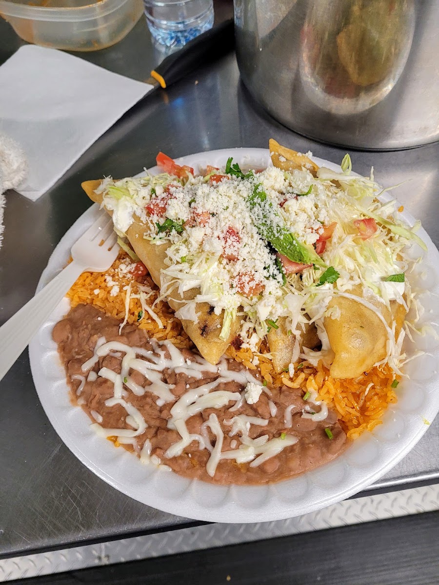 Gina's taqueria llc.