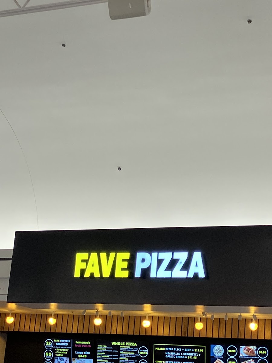 Fave Pizza menu board