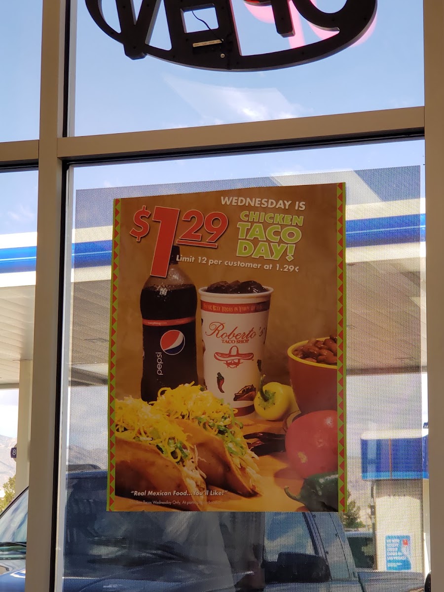 Roberto's Taco Shop menu board