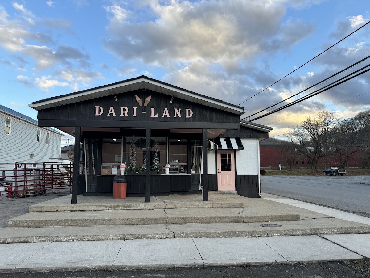 Dari Land
