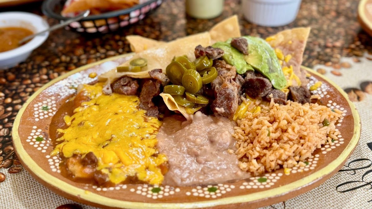 Yolis Mexican Restaurant