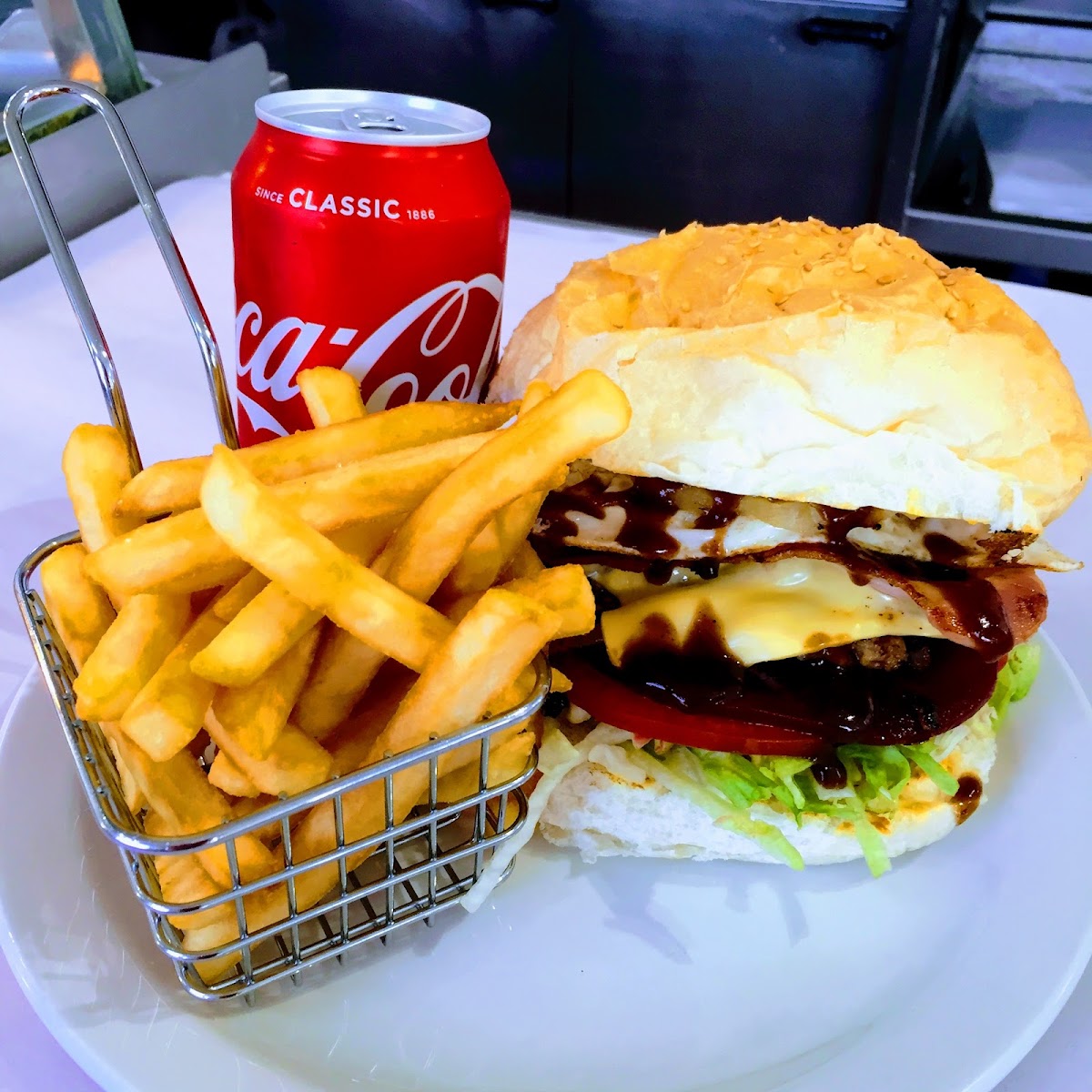 Wrap 'N' Roll Cafe & Takeaway