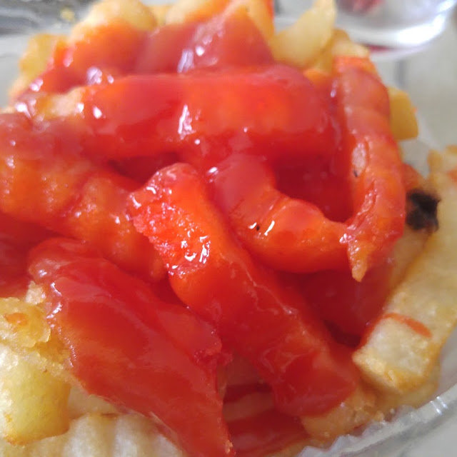 French Fries with Mumbo Sauce