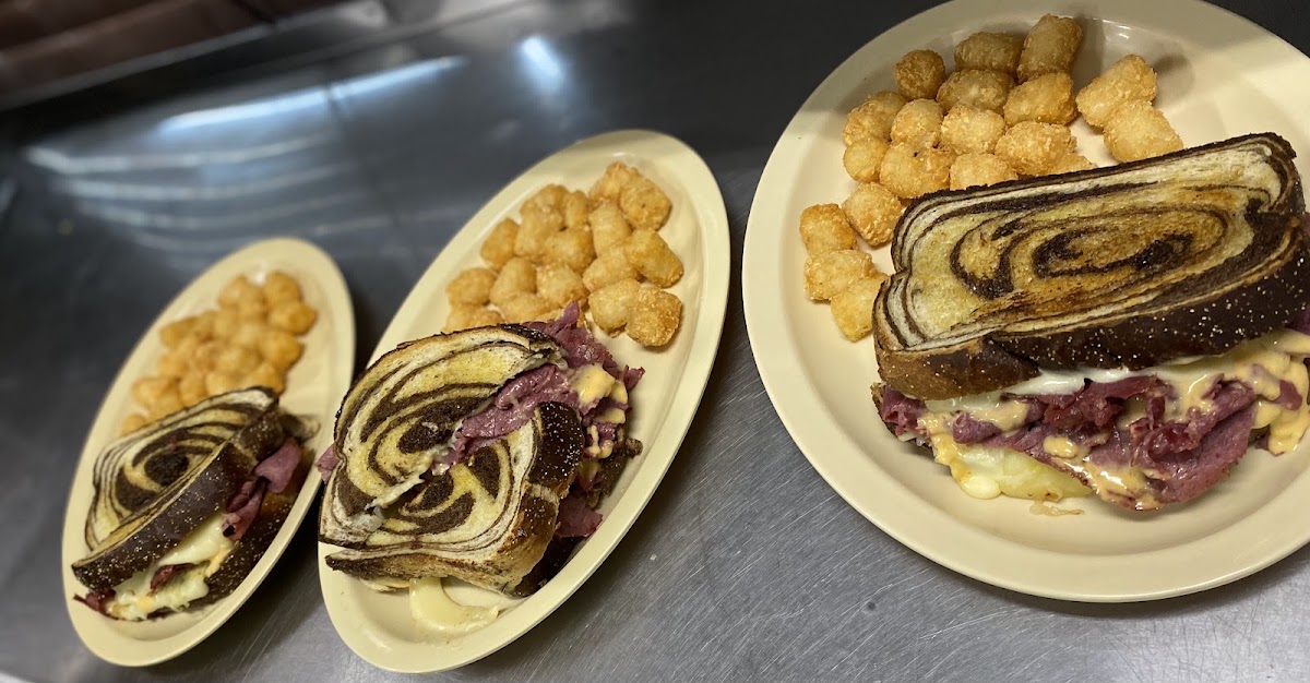 Beasley's Parkway Restaurant