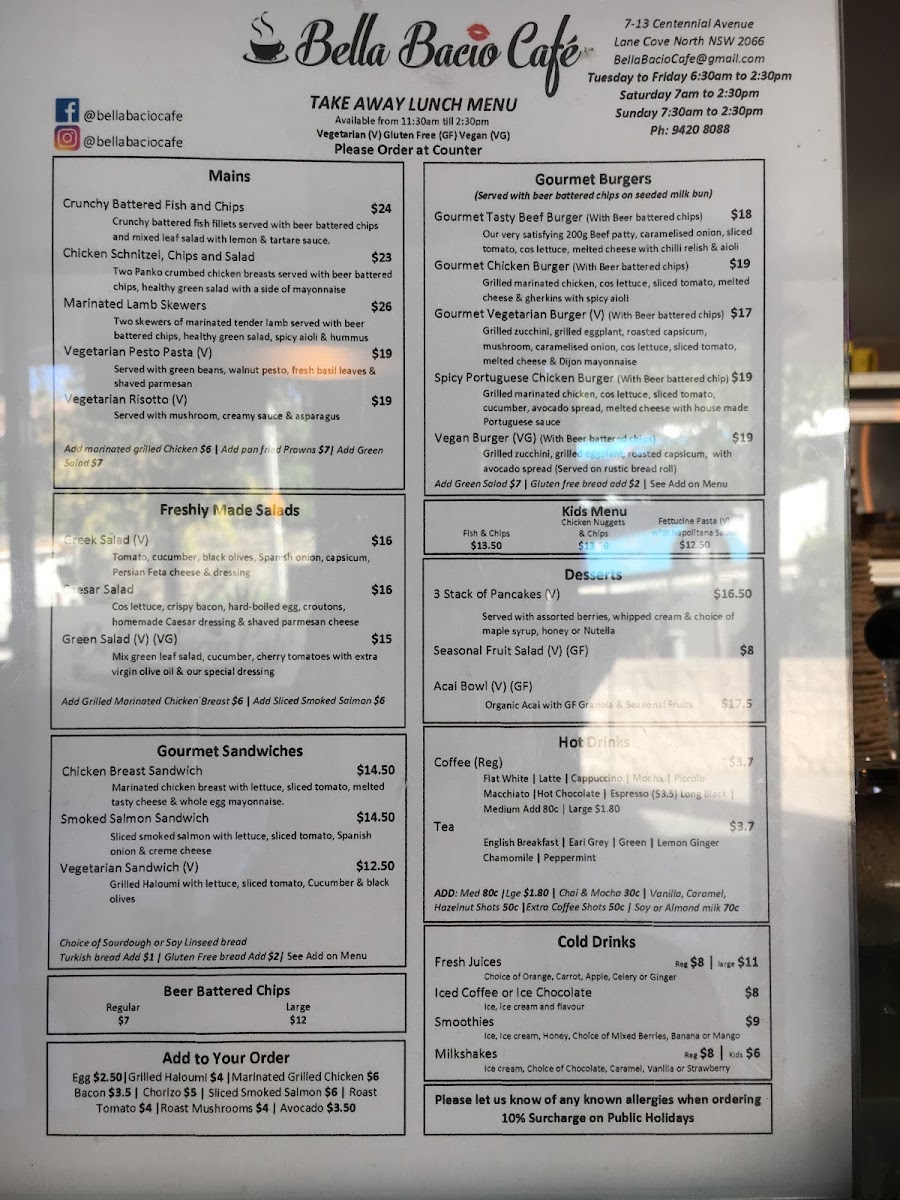 Bella Bacio Café menu board