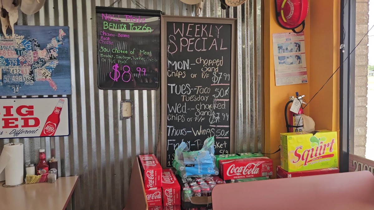 Benji's BBQ menu board