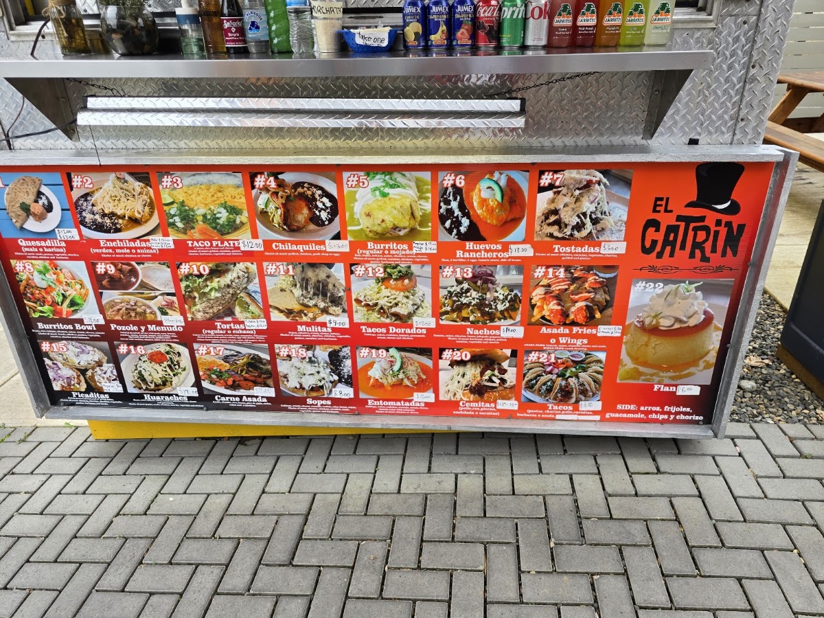 Cathedral Park Food Carts menu board