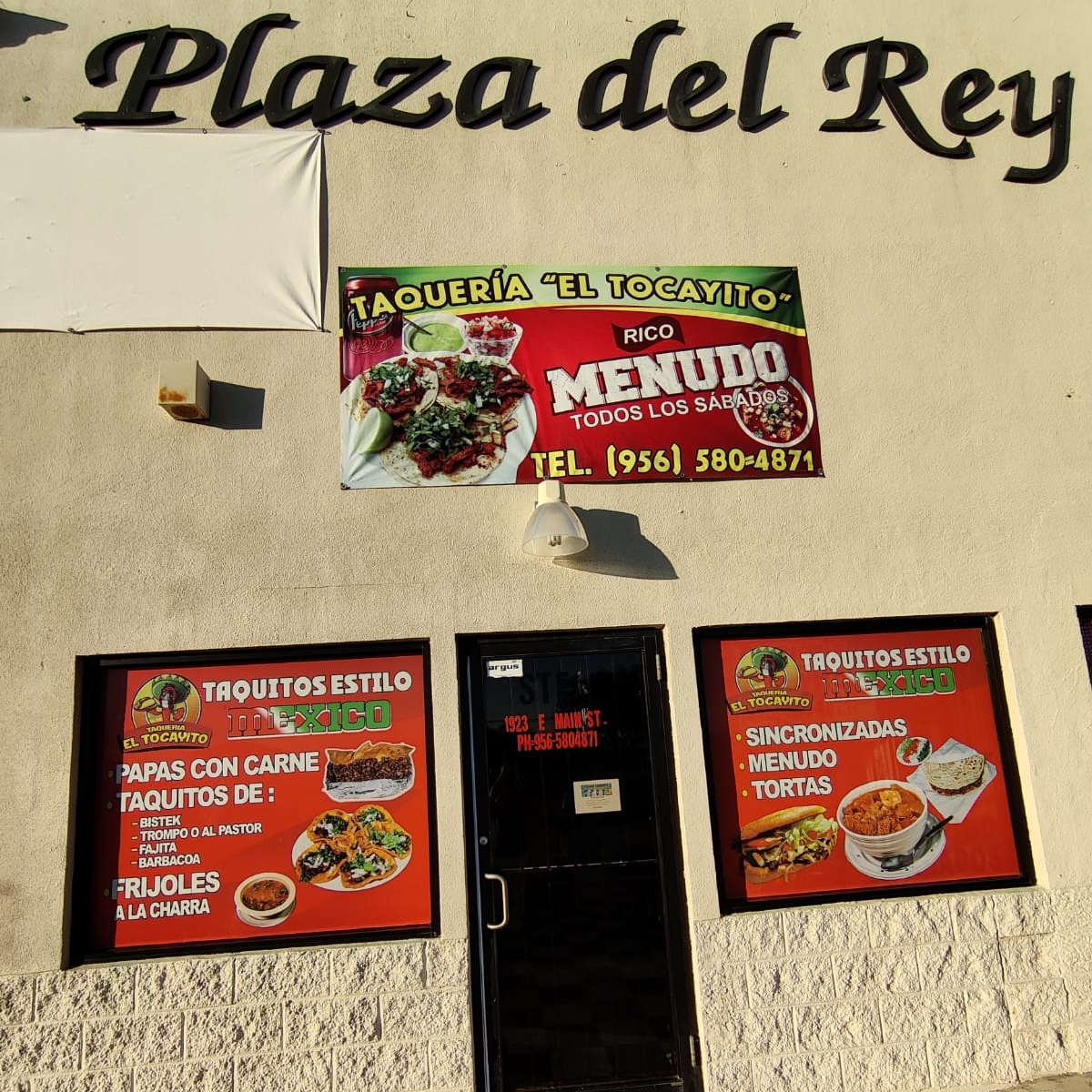 El Tocayito menu board